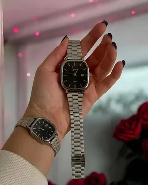 Casio . Analog Quartz . Black1