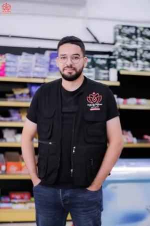 عادل جميل محمد ابو فاره 