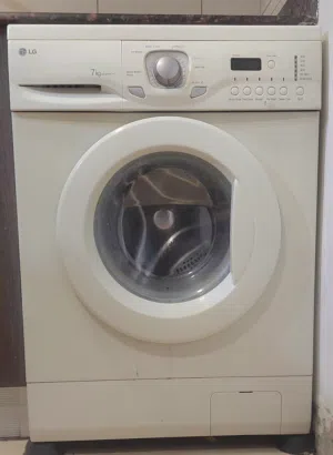 LG 7 Ltr front open washing machine