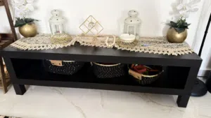 طاولة تلفزيون استخدام اقل من شهر