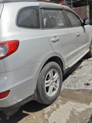 Used Hyundai Santa Fe in Baghdad