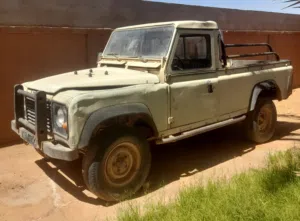 Used Land Rover Defender in Wadi Shatii