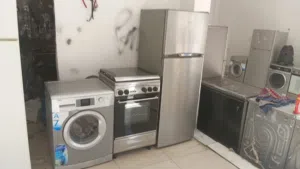 بكج ثلاث قطع بحاله ممتازه ثلاجه هنسز ستيلس ستي 18 قدم اكسسوارات كامله انفرتر بحاله ممتازه غساله بيكو