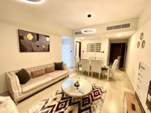 شقة مفروشة للايجار شهرى ( استوديو / غرفتين وصالة / ثلاث غرف )