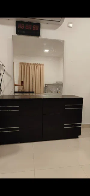 high quality big sized mirror and dressing table