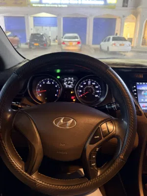 Used Hyundai Elantra in Muscat