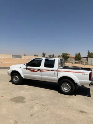 نيسان بيك اب 2007 ديزل مرخصة مع جنوط ومقاعد جلد بحالة جيدة