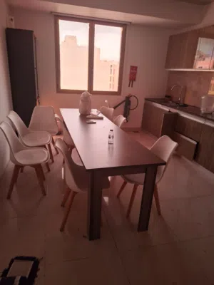 متوفر اثاث مكاتب وشركات اغلب الانواع