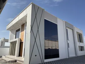 Curtain wall window