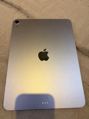 Apple iPad 128 GB in Al Sharqiya