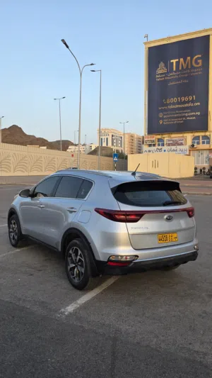 Kia Sportage 2021 Oman Car Lady owner 100%Genuine condition