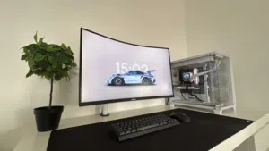 PC كرت الشاشه : 5060TI معالج : i5-14400f