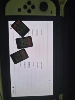 Nintendo oled with case and 3 games (Minecraft, splatoon3 and ect...) no charger and desk