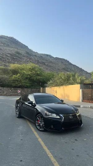 لكزس Gs350 F Sports ( سنقل دفع خلفي - RWD )