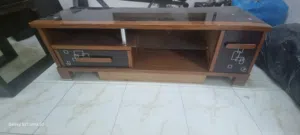 طاولة شاشة وجه زجاج خشب متين للبيع