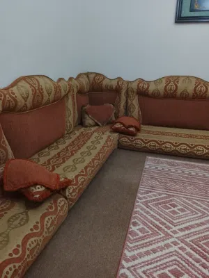 جلسة للبيع
