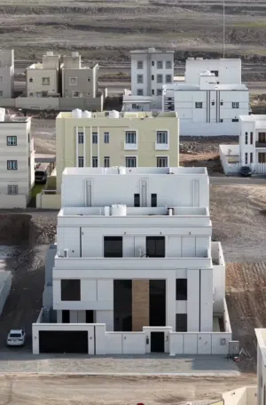400 m2 More than 6 bedrooms Villa for Sale in Muscat Al Maabilah
