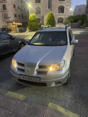 ميتسوبيشي اوتلاندر 2003