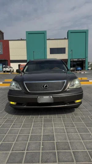 Lexus LS430 2004 American specs half ultra