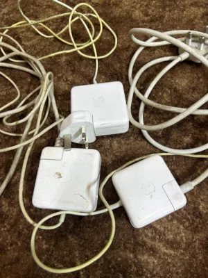 شواحن ماك بوك أصلية (Apple MagSafe) مستعملة للبيع