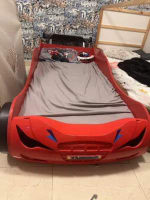 سرير سياره للأطفال