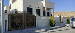 260 m2 4 Bedrooms Townhouse for Sale in Zarqa Al Zarqa Al Jadeedeh