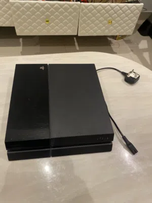PLAYSTATION 4  +  1 TERABYTE STORAGE  FAT MODEL SONY PS4 WITH 2 USB PORTS GOOD CONDITION NEWLY CLEAN
