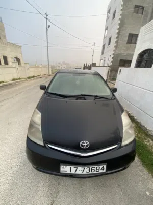 Used Toyota Prius in Amman