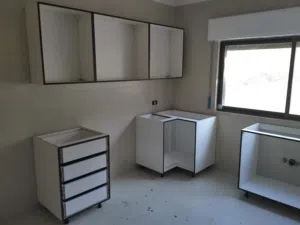 صيانة وترميم المطابخ والخزائن والأبواب – جميع أعمال الديكور الداخلي"