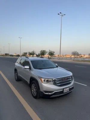 2019GMC اكاديا