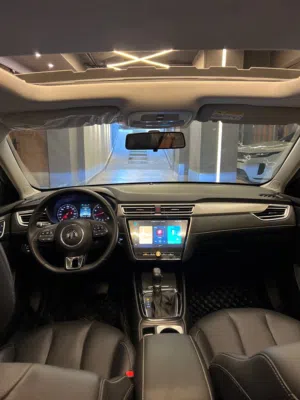 Mg 5 Luxury silver 2026