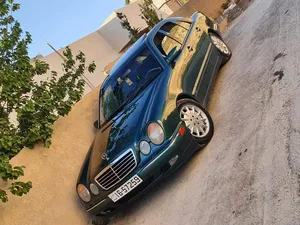 Used Mercedes Benz E-Class in Tafila