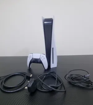 للبيع بليستيشن 5