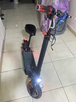 سكوتر الوحش نظيف وسريع