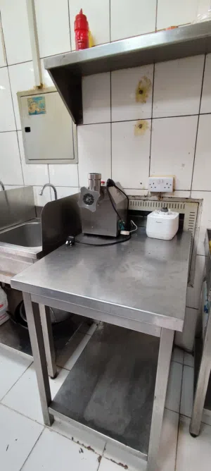 مطعم للبيع ،  جاهز للتشغيل