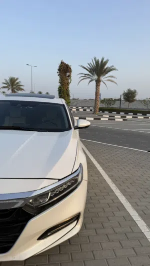 بيعة مستعجلة / هوندا اكورد 2.0 توربو 2018