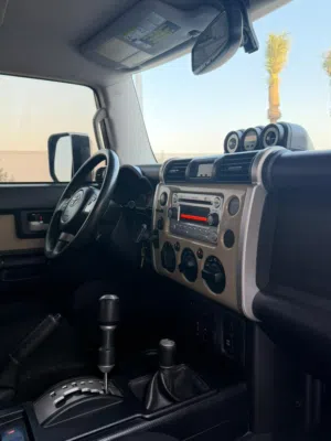 Used Toyota FJ in Al Batinah