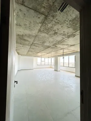 5th Floor Corner office with panoramic view 92 sqm