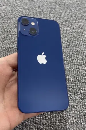 Apple iPhone 13 128 GB in Amman