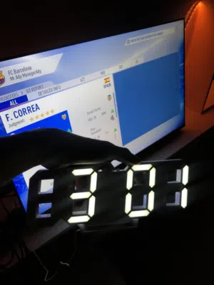 ساعه جديده