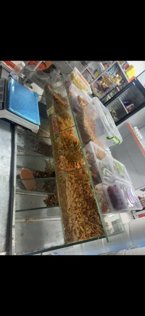 سخان او ديكور لخلفي او فيه بطاعه