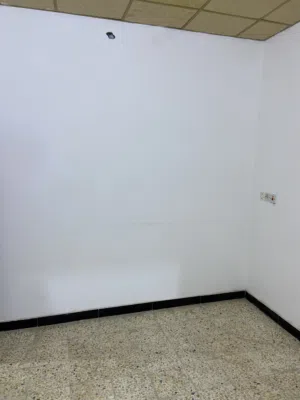 شقه.ومشتمل للايجار في دور الصحه خلف الريان سنتر موقع ممتاز تابع الوصف...