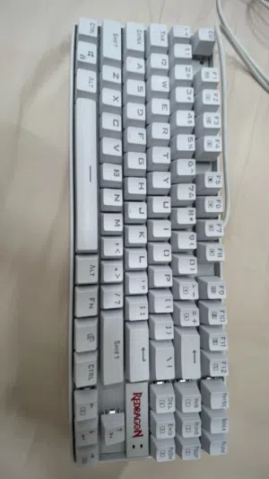 Keyboard Redragon Kumara Red Switch للبيع استخدام شهر