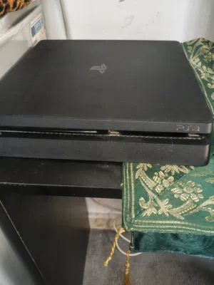 PlayStation 4 PlayStation for sale in Zarqa