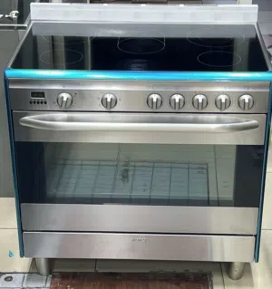 Smeg Electric Ceramic 5 Burnals