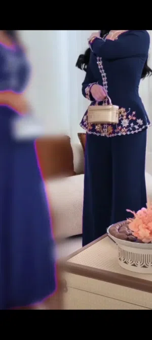 فساتين مناسبات وسهرة  مقاس واسعار مختلفه