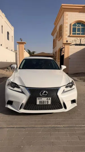 Used Lexus IS in Dubai