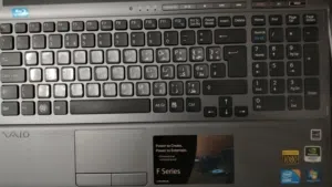 لابتوب سوني فايو شبه جديد بدون حقيبة كور i7 الجيل العاشر