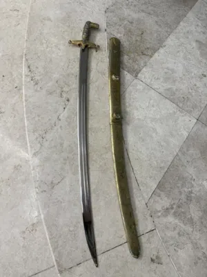 س*يف سعودي قديم