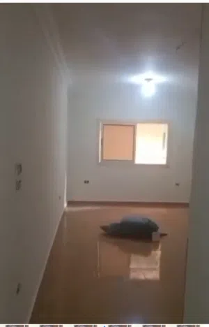 شقه للبيع لقطه
